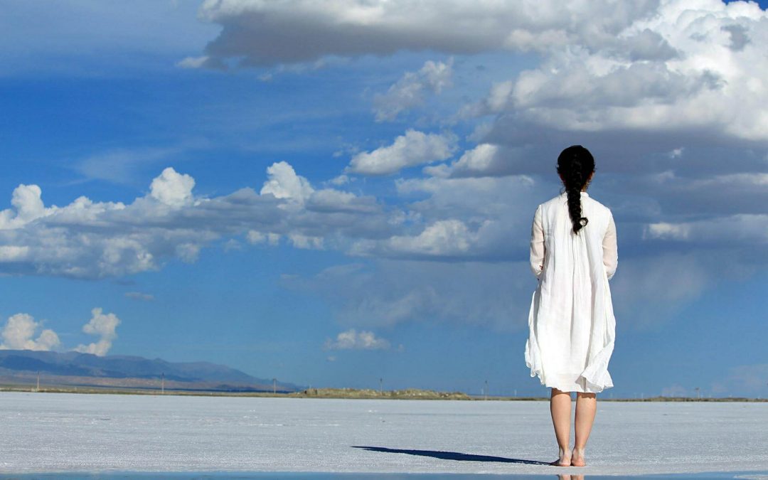 ¿Por qué me cuesta mantener la postura al estar mucho tiempo de pie? Causas ocultas, consecuencias y soluciones efectivas